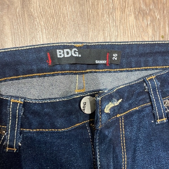 BDG skinny jeans - size 26 - Picture 2 of 4